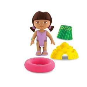   the Explorer Dollhouse Figures   Beach Adventure Dora Toys & Games