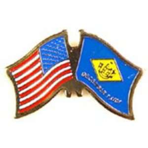  American & Delaware Flags Pin 1 Arts, Crafts & Sewing