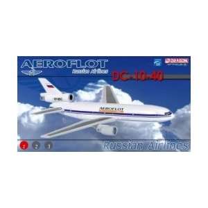    Hogan Wings Thai Airways B747 8 Model Airplane Toys & Games