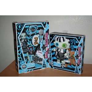  Monster High Frankie Stein Doll and Frankie Stein Plush 