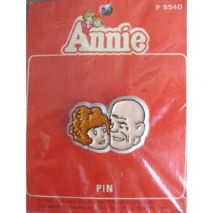  Little Orphan Annie PIN   Face of ORPHAN ANNIE & DADDY 