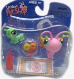 Littlest Pet Shop Butterfly & Caterpillar by Hasbro