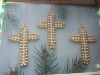 Golden Pearl Crosses Ornament Kit  