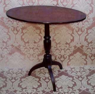 Antique line inlay mahogany Federal/Hepplewhite tilt top spider leg 