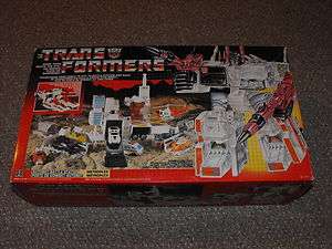 Vintage G1 Transformers Metroplex Complete with Box & Instructions 