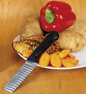 Zig Zag Crinkle Cutter Knife. NEW 071139113008  